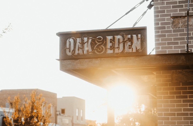 Newark: Best American Made Whiskey – Oak and Eden.